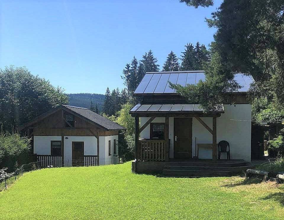 2 samostatné chaty + loděnice u vody Kobylnice - Lipno nad Vltavou