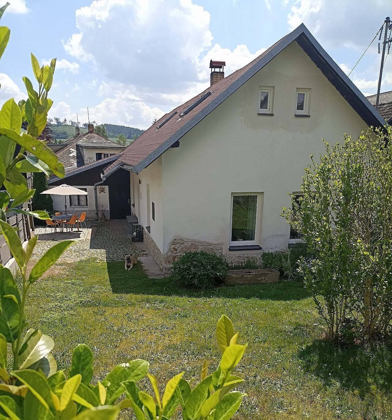 Chaloupka LaButka - Lučice