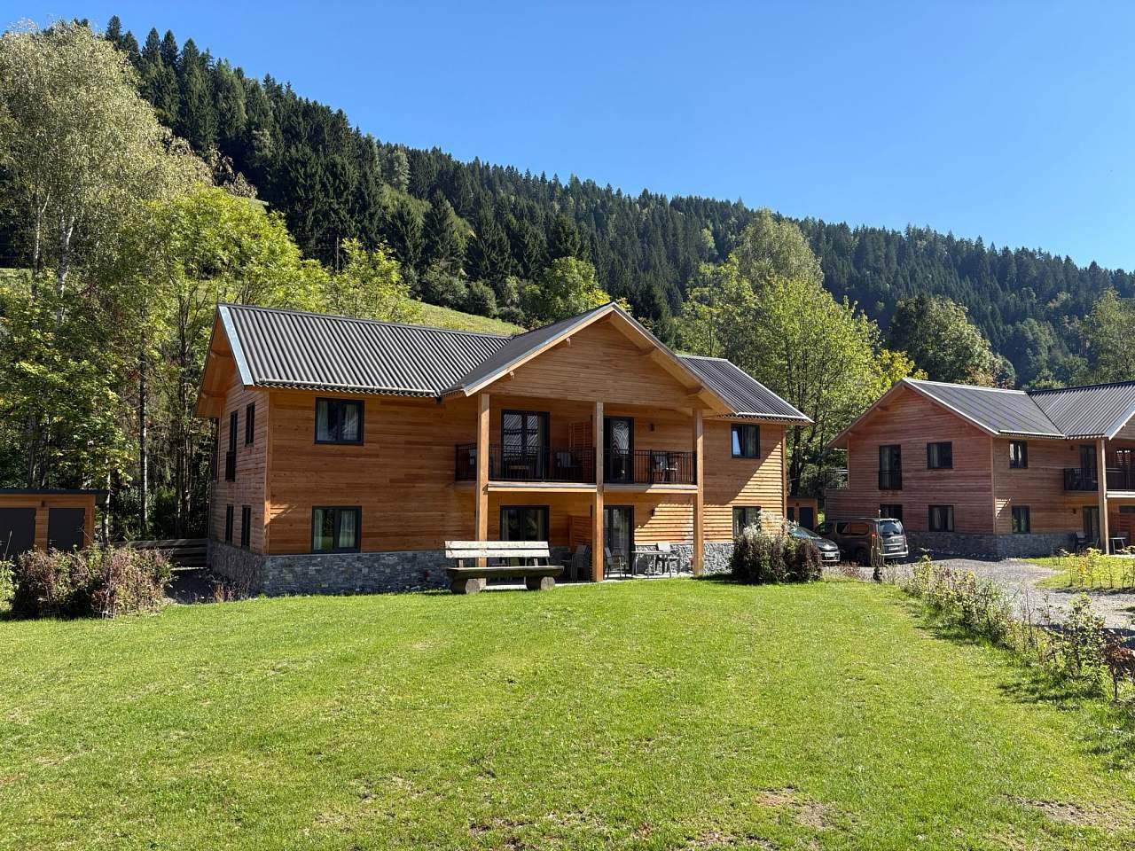 Apartmán 23  balkón + podkroví vpravo