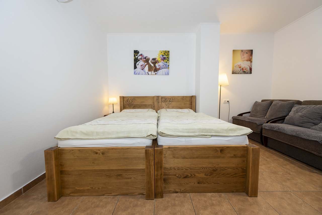 Apartmány vinařství Zdenek Polach - Velké Bílovice