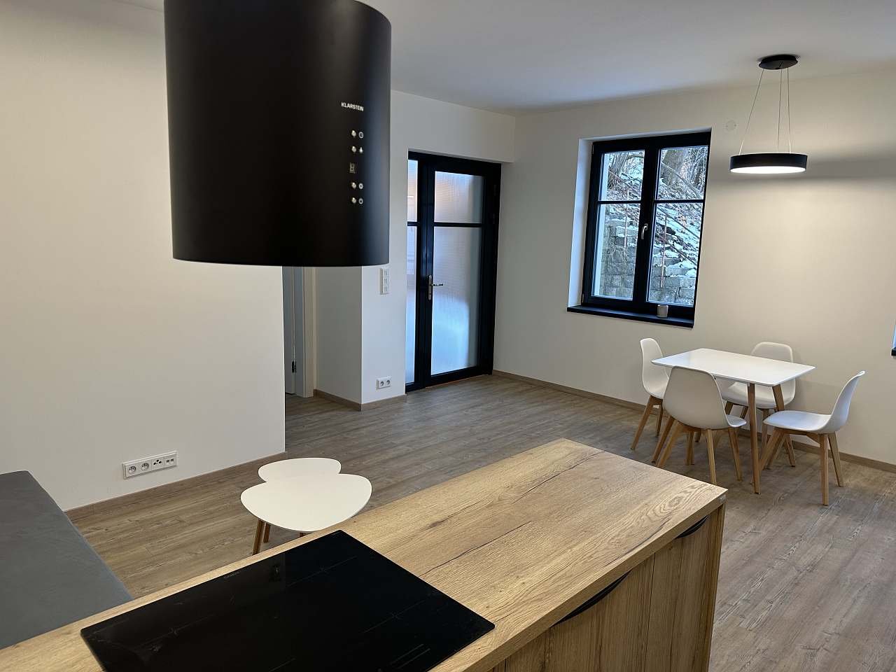 Apartmán č. 1 - kuchyň a jídelní kout