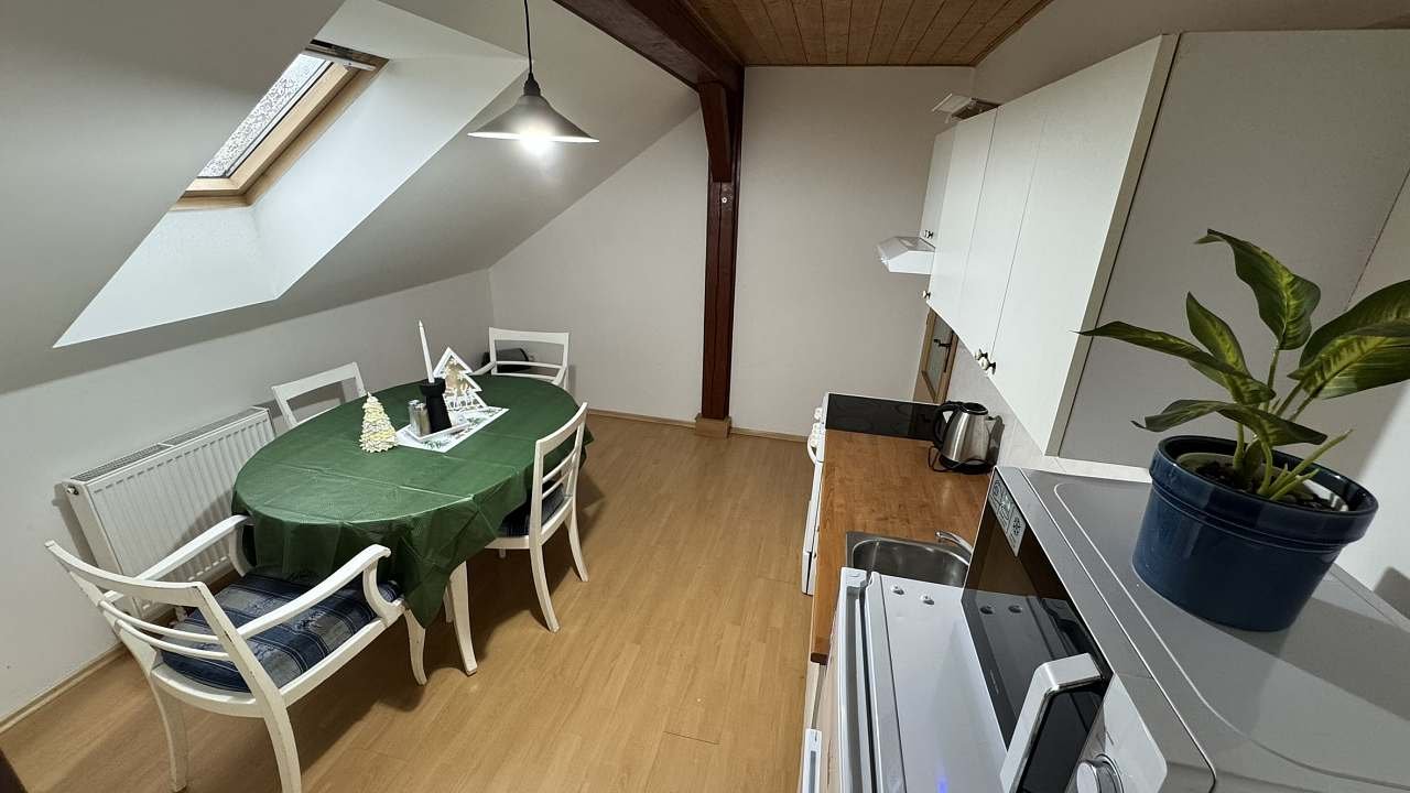 Apartmán č. 1 kuchyň s jídelním prostorem