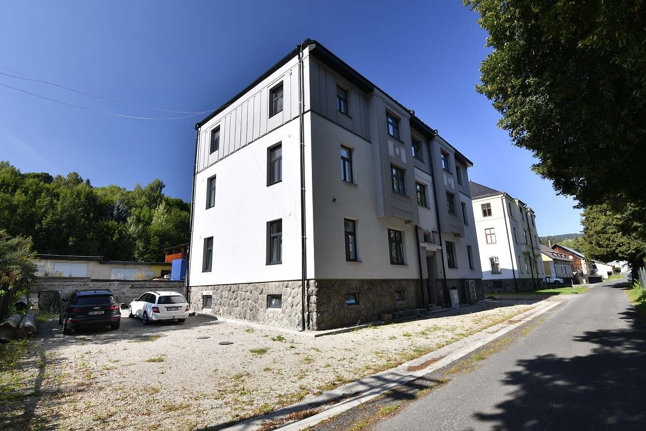 Apartmánový dům JpBa Jiřetín pod Bukovou ubytování