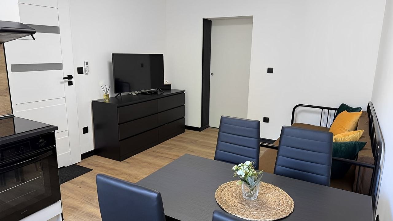 APARTMÁNY POD ZVONICÍ  “kuchyně s možností přistýlky”