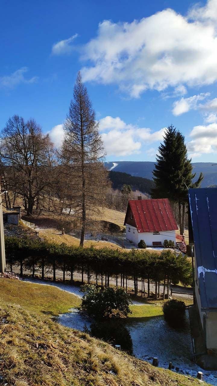 Babiččina chalupa - pohled na Klínovec