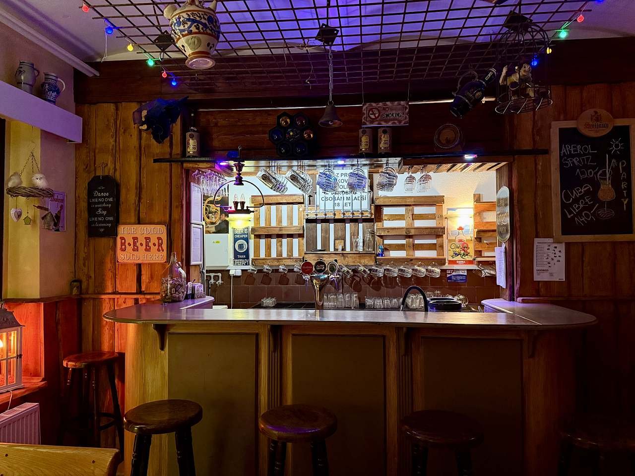 Bar