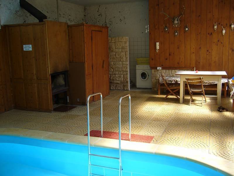 Bazén - posezení a sauna