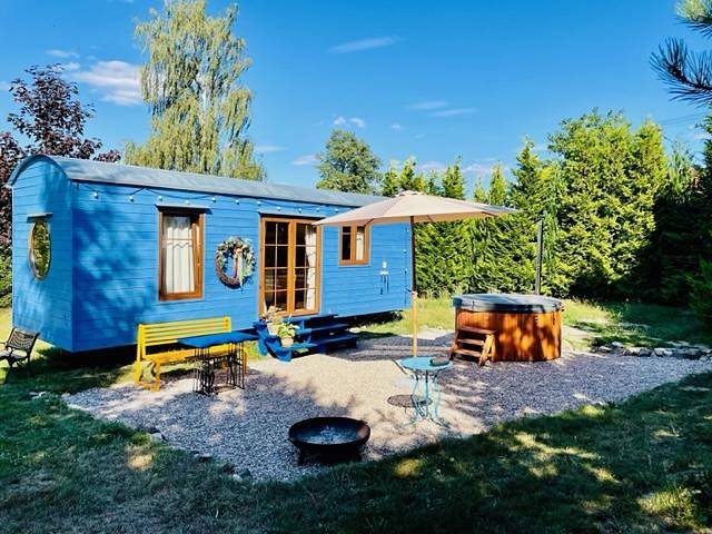 blue beauty glamping na eko zahrade