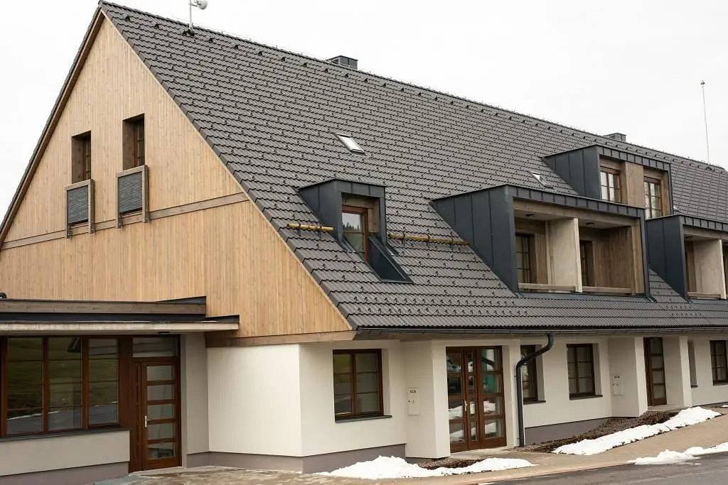 Budova apartmánu Říčky v Orlických horách