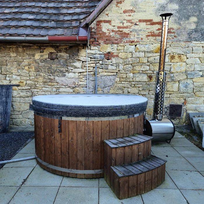 Chalupa U Dvou pampelišek- privátní wellness- koupací sud s jacuzzi