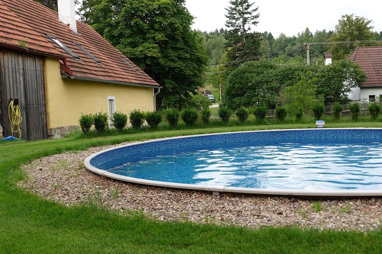 Chalupa v České Kanadě - Potočná 25 - bazén