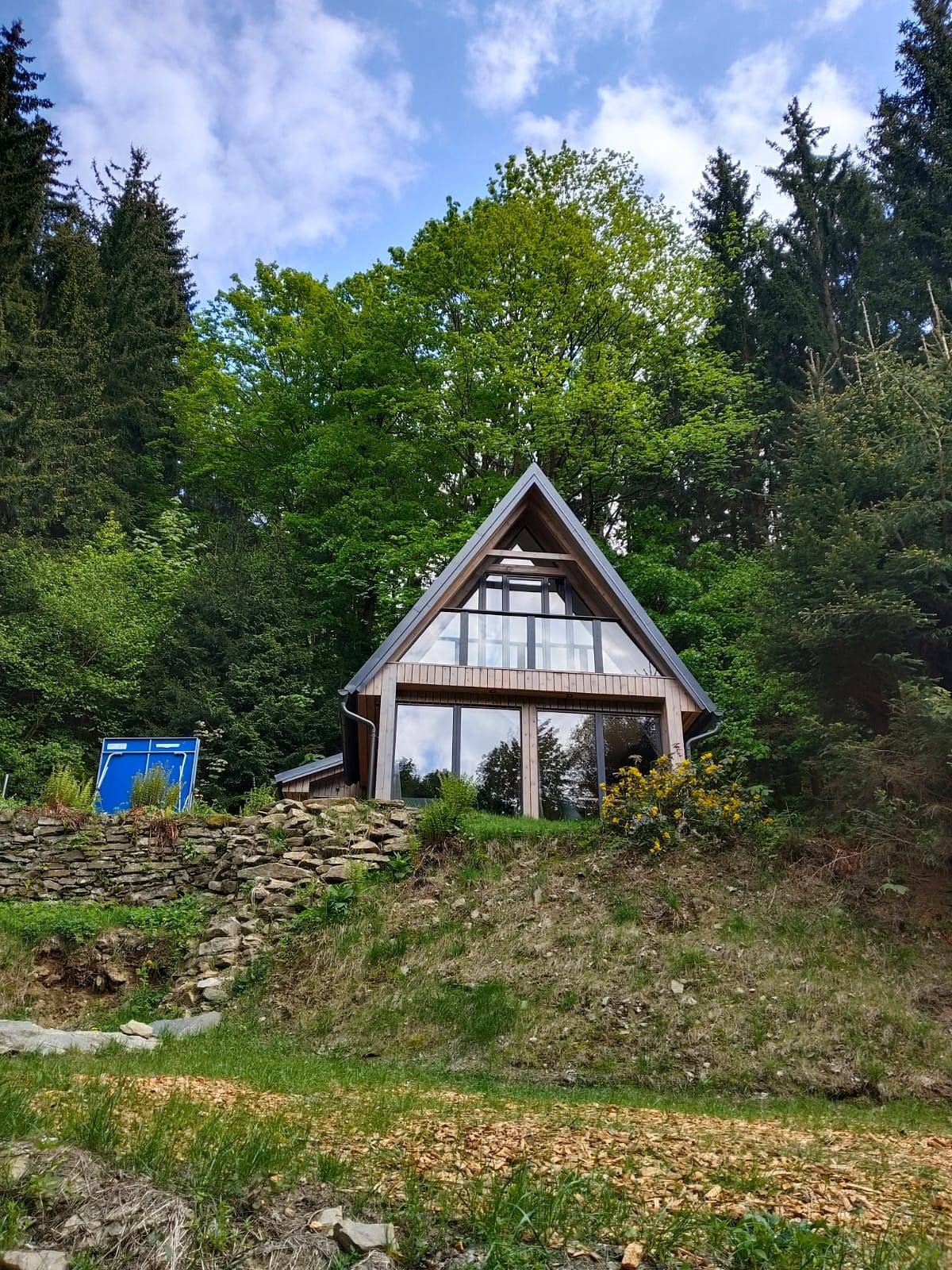 Chata Bukovice od příjezdové cesty