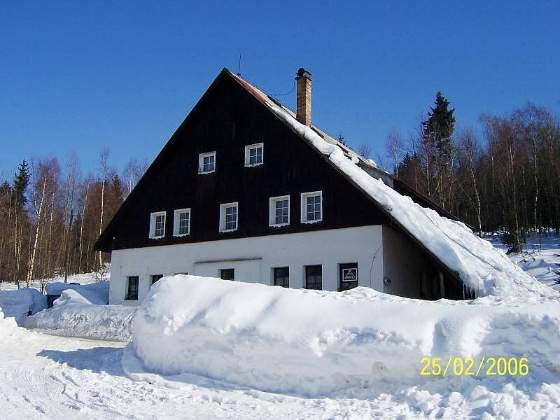 chata Metaz zima