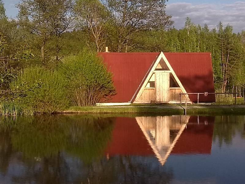 Chatka mezi rybníčky na Lipně - Hůrka Lipno - Lipensko