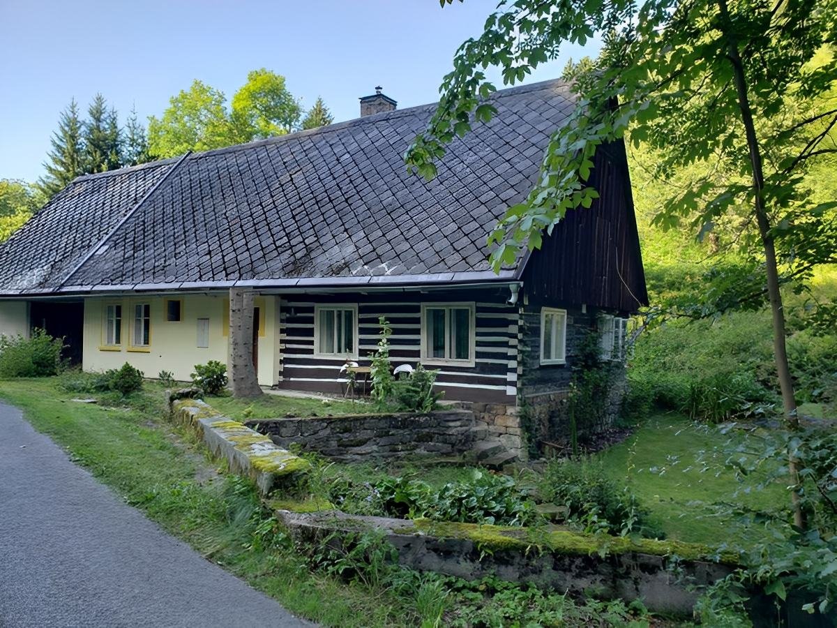 Dům pod Skalami