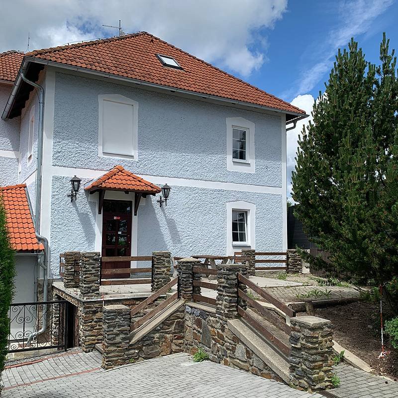 Dům, ve kterém se nachází apartmán V srdci Lipna