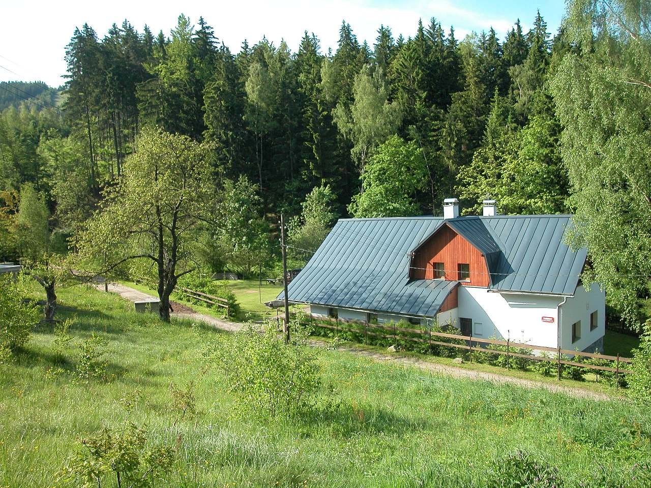 exterier chaloupky v létě