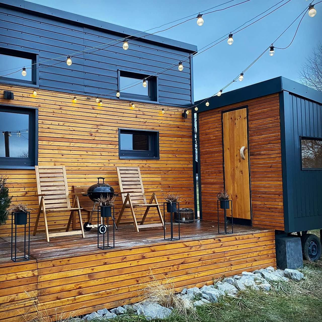 FamilyTinyHouse