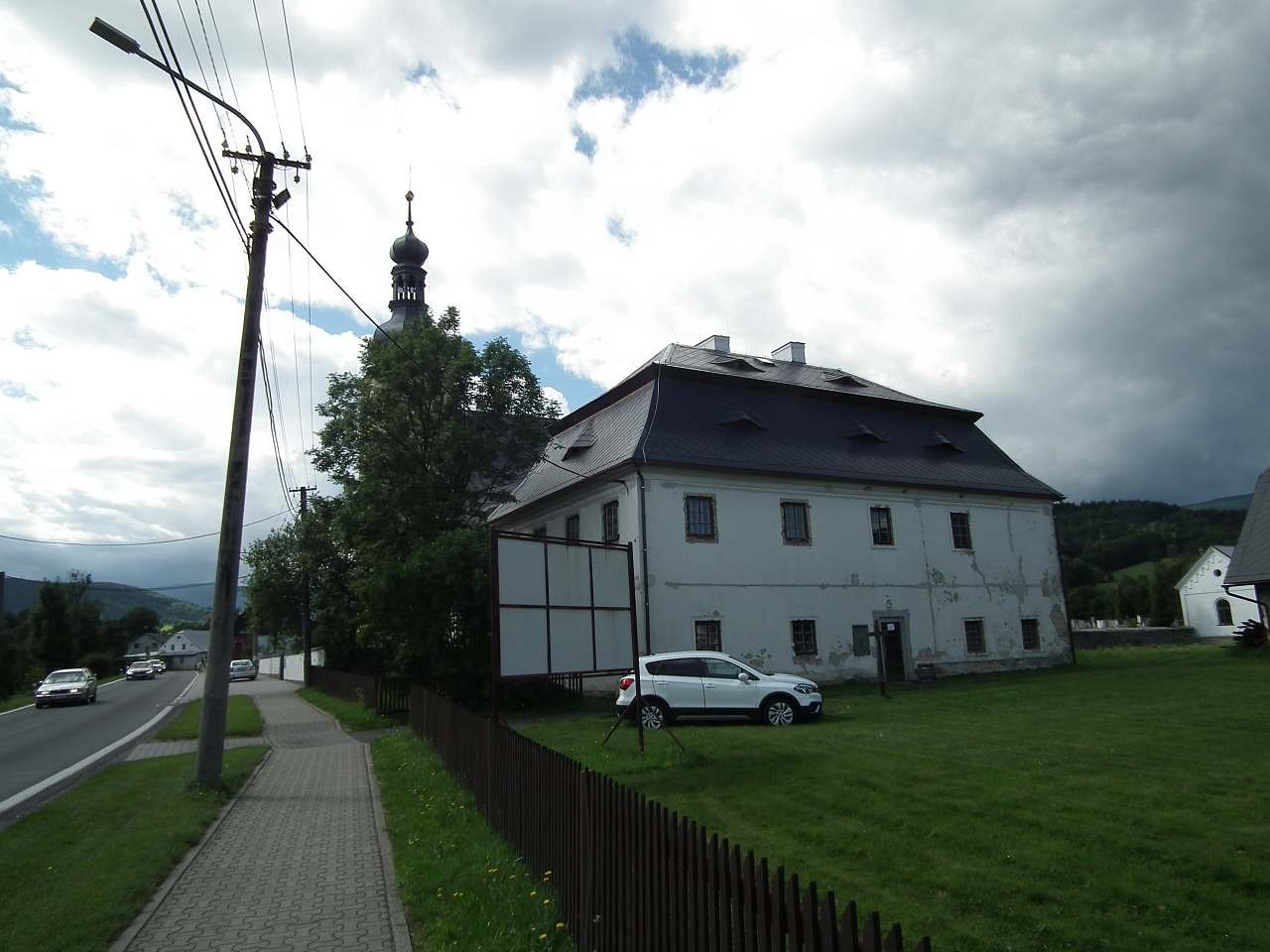 Hlavní budova