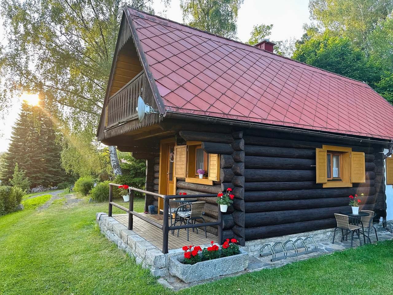 Chata s lodí s výhledem na jezero - Hůrka Lipno
