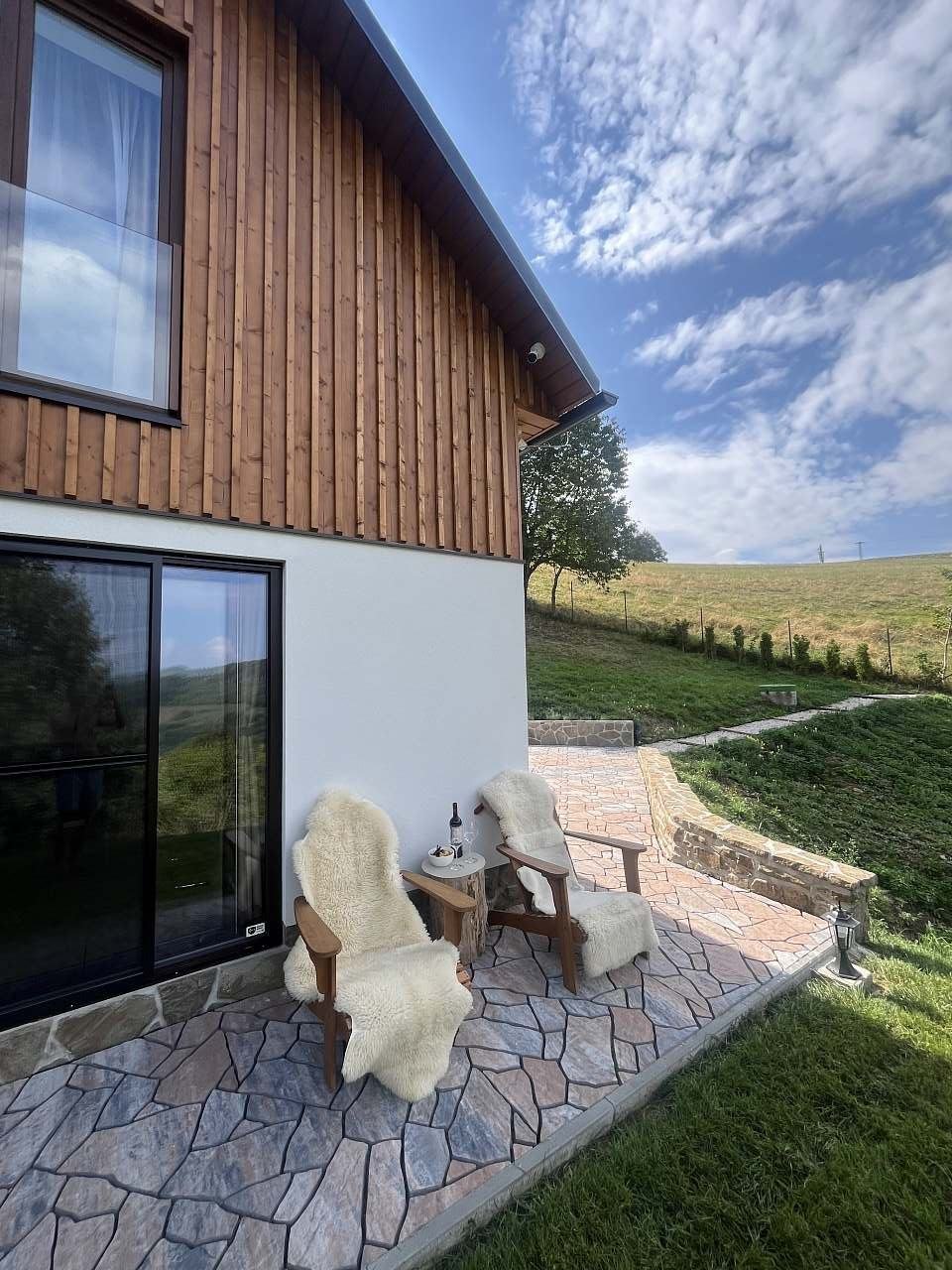 Chata Velebka - Vyškovec - Biele Karpaty