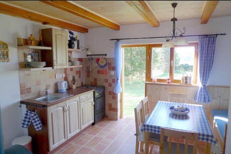 Kuchyň, jídelna