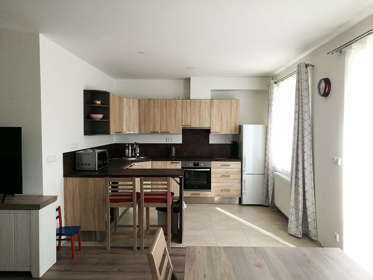 Kuchyň s obývákem