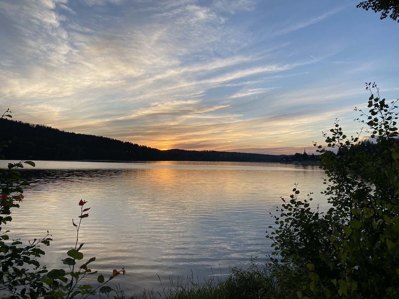 Lipenské jezero při západu slunce