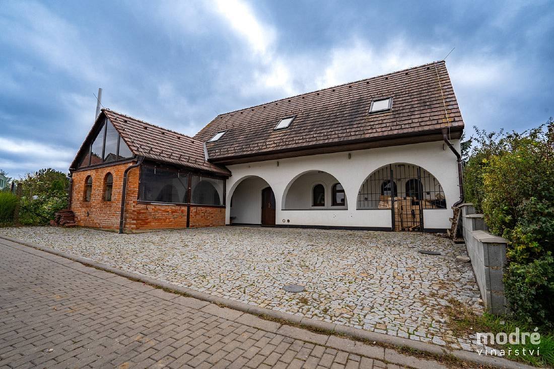 Modré vinařství, penzion