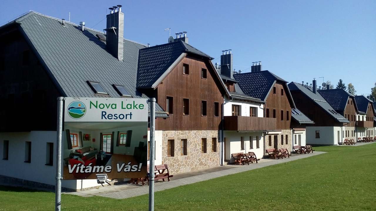 Nova Lake Resort