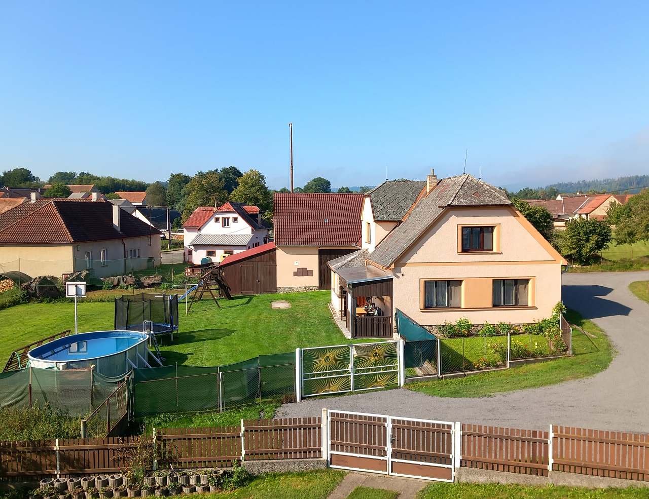 Prenájom chalupy s bazénem - Miřenice - Šumava