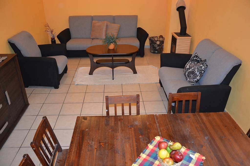 Obývací pokoj (společenská místnost) s jídelnou