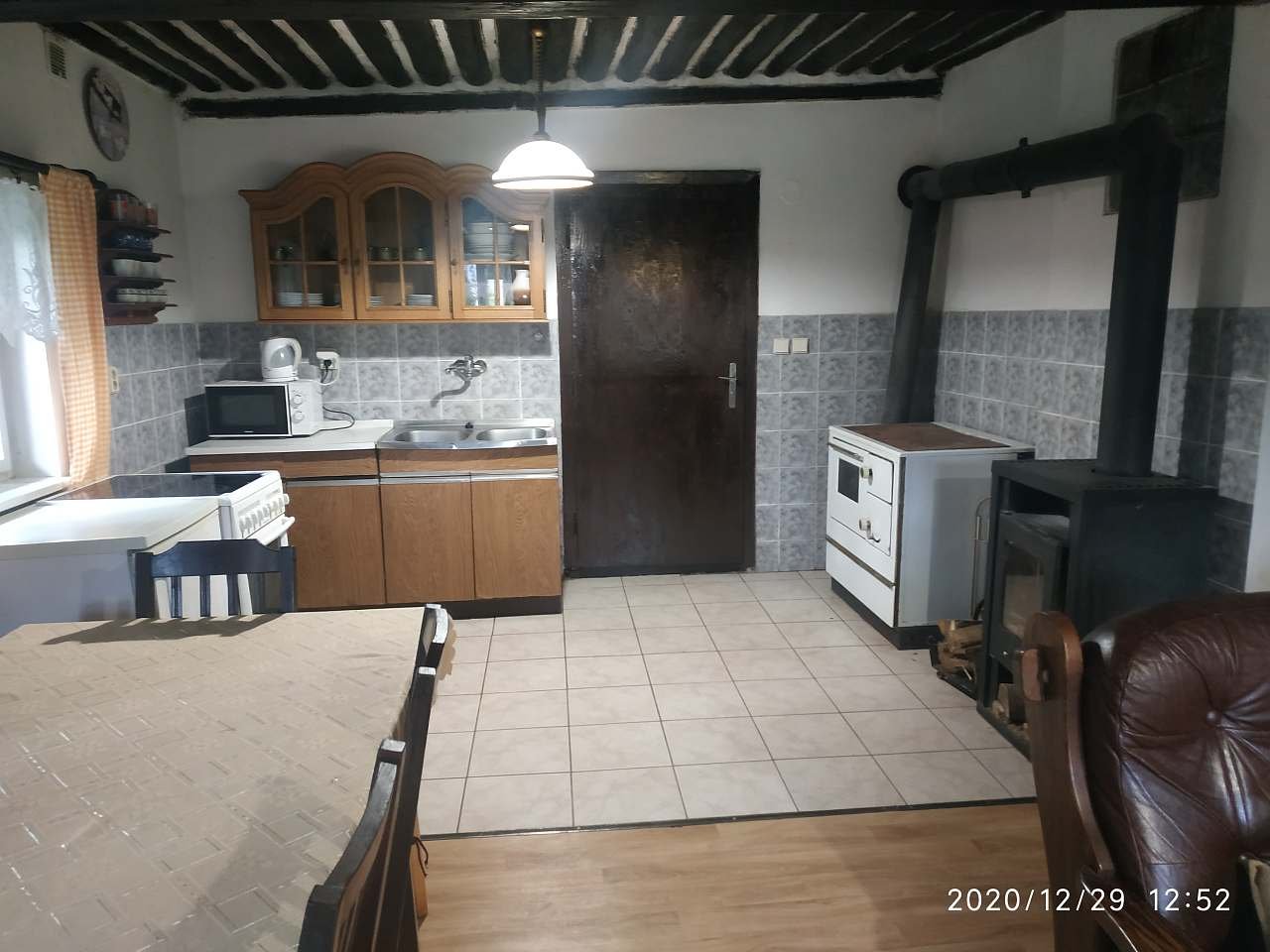 obývák s kuchyní