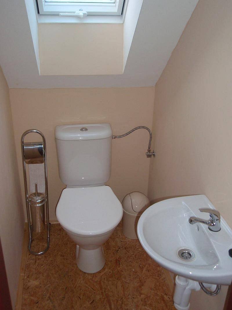 patro - WC , umyvadlo
