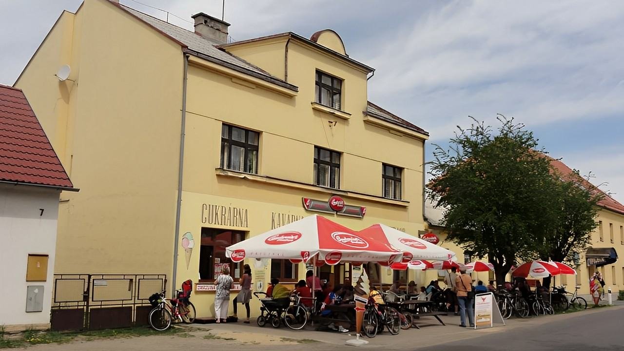 Restaurace a Pension u Otomanských - Loučeň - Nymbursko