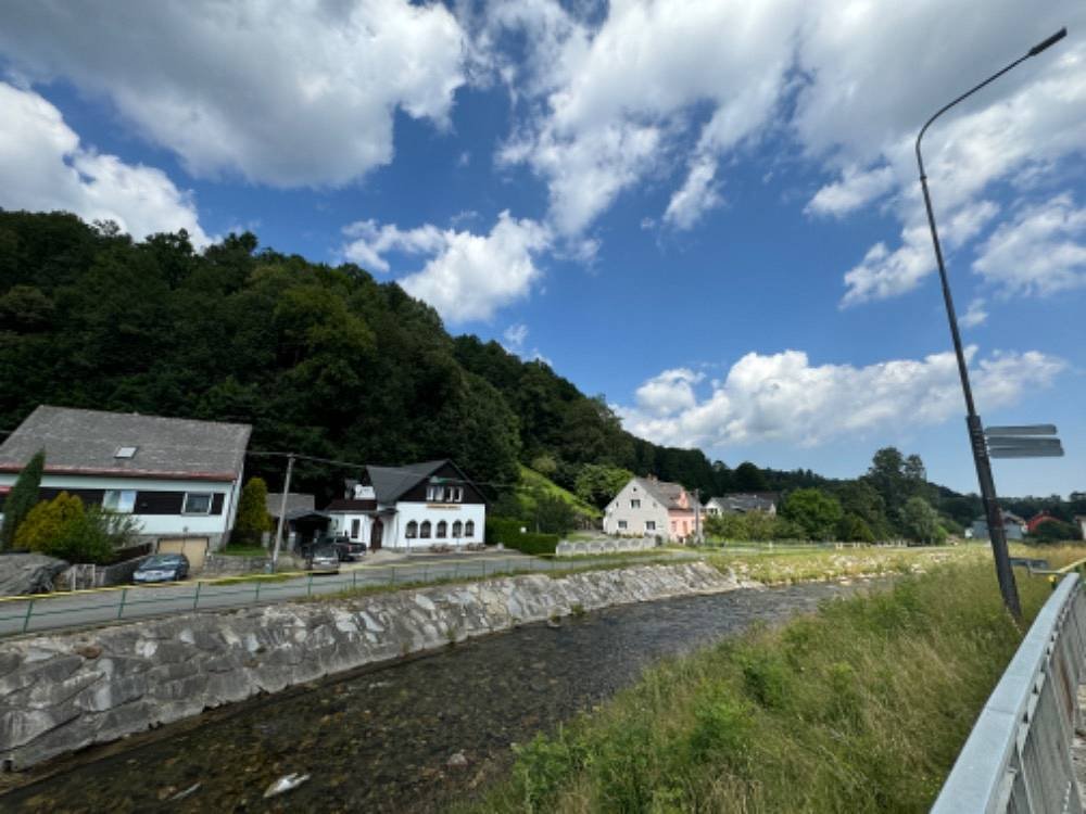 Penzión a rybářská bašta U Jesetera - Adolfovice - Jesenicko