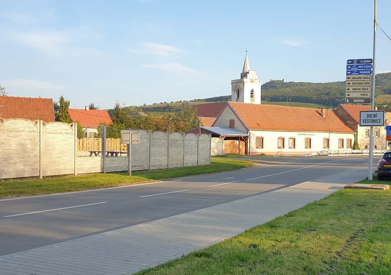 Penzion U HRÁZE - Ubytování pod Pálavou - Dolní Věstonice