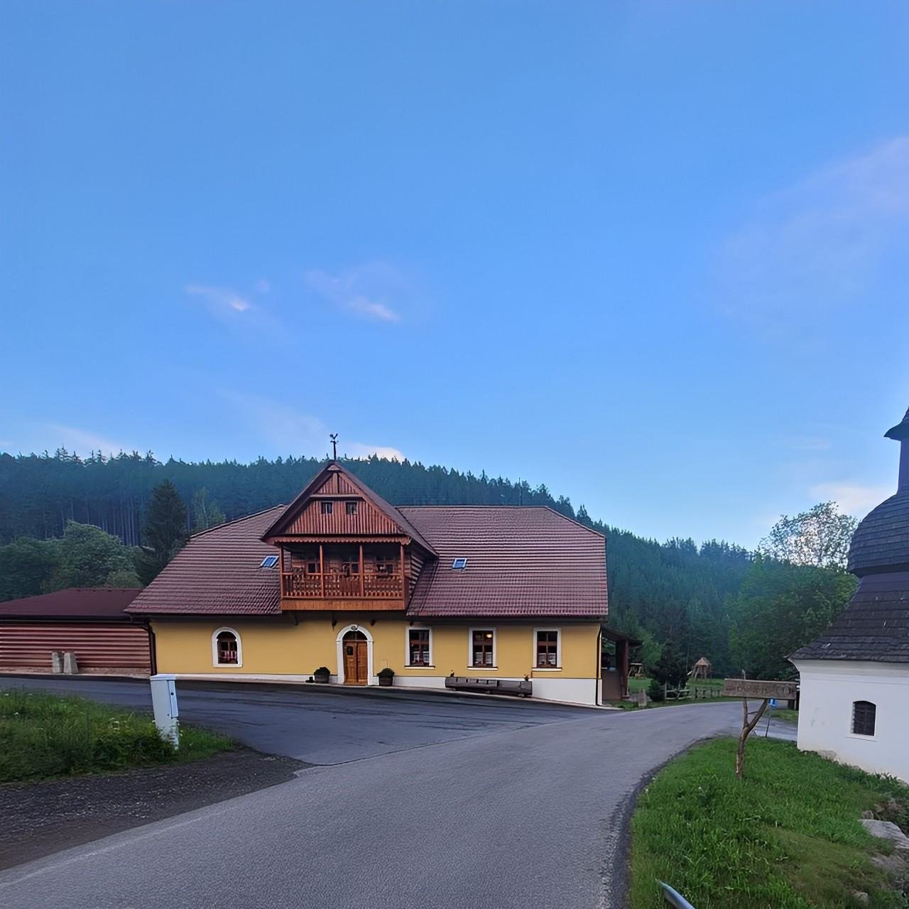 U Kapličky - Prkenný Důl - Babičkino údolie