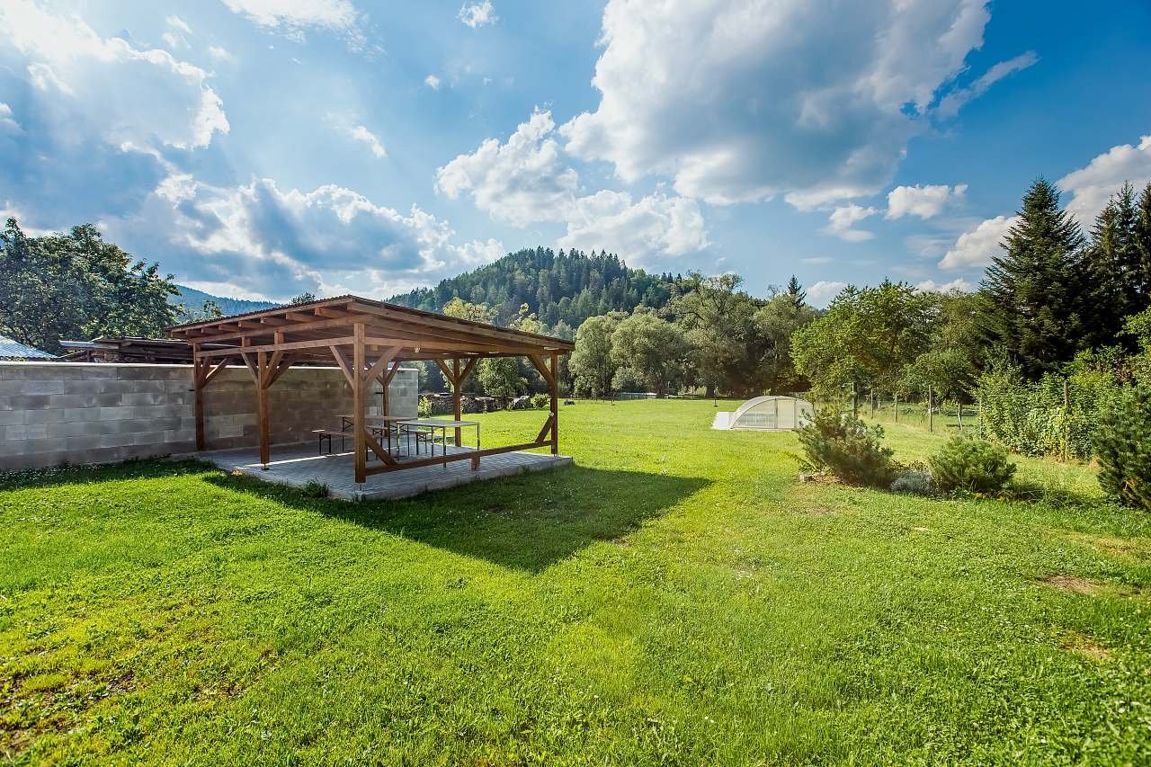 pergola