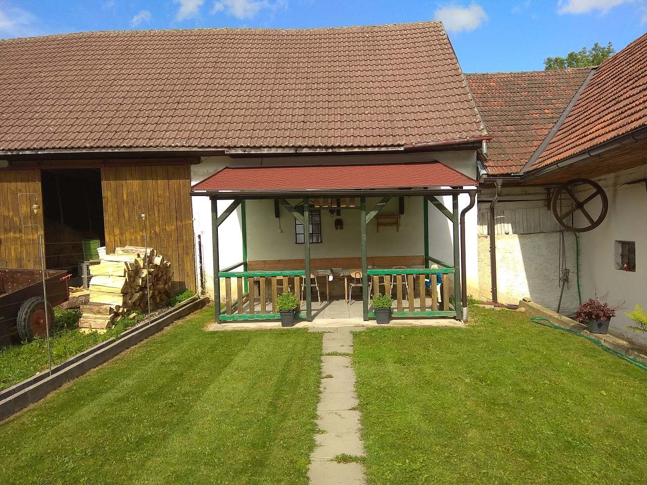 pergola