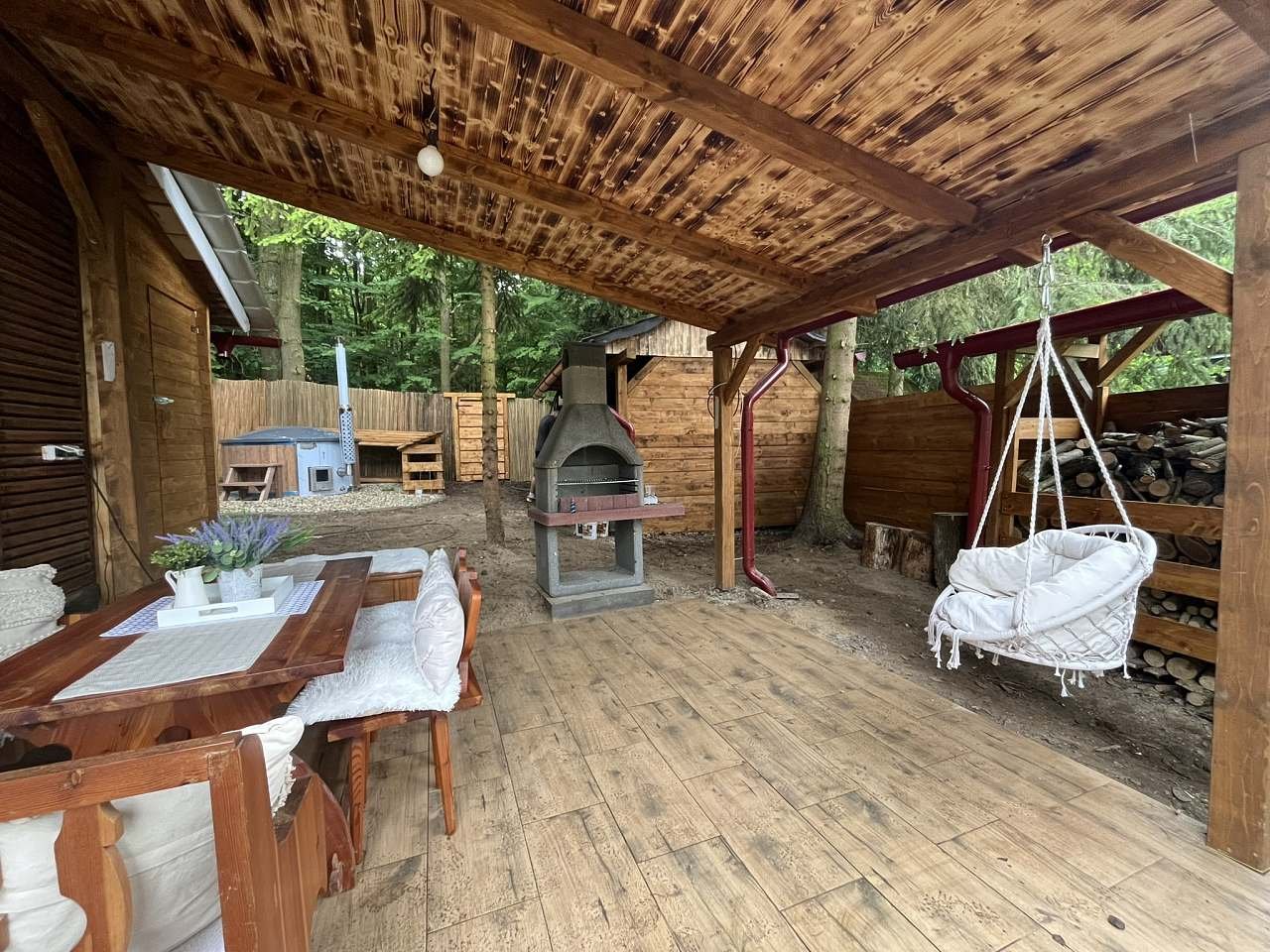 Pergola (chybí TV)