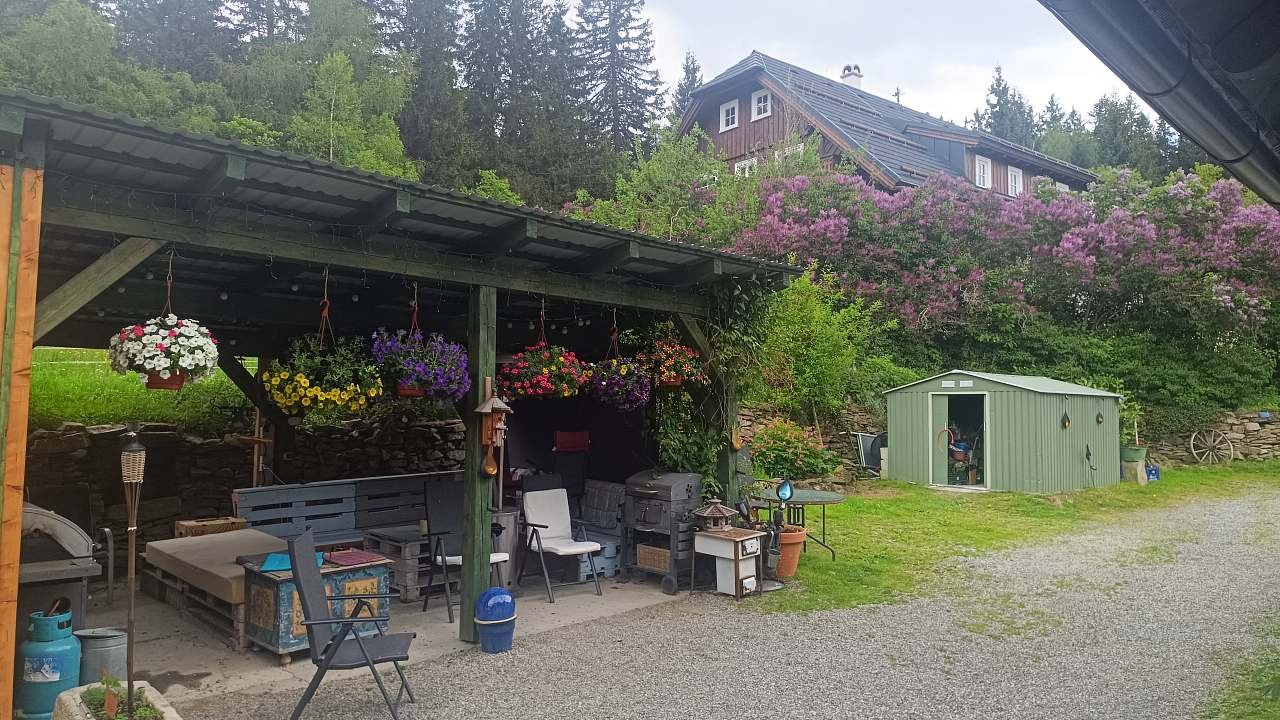 Pergola Grill