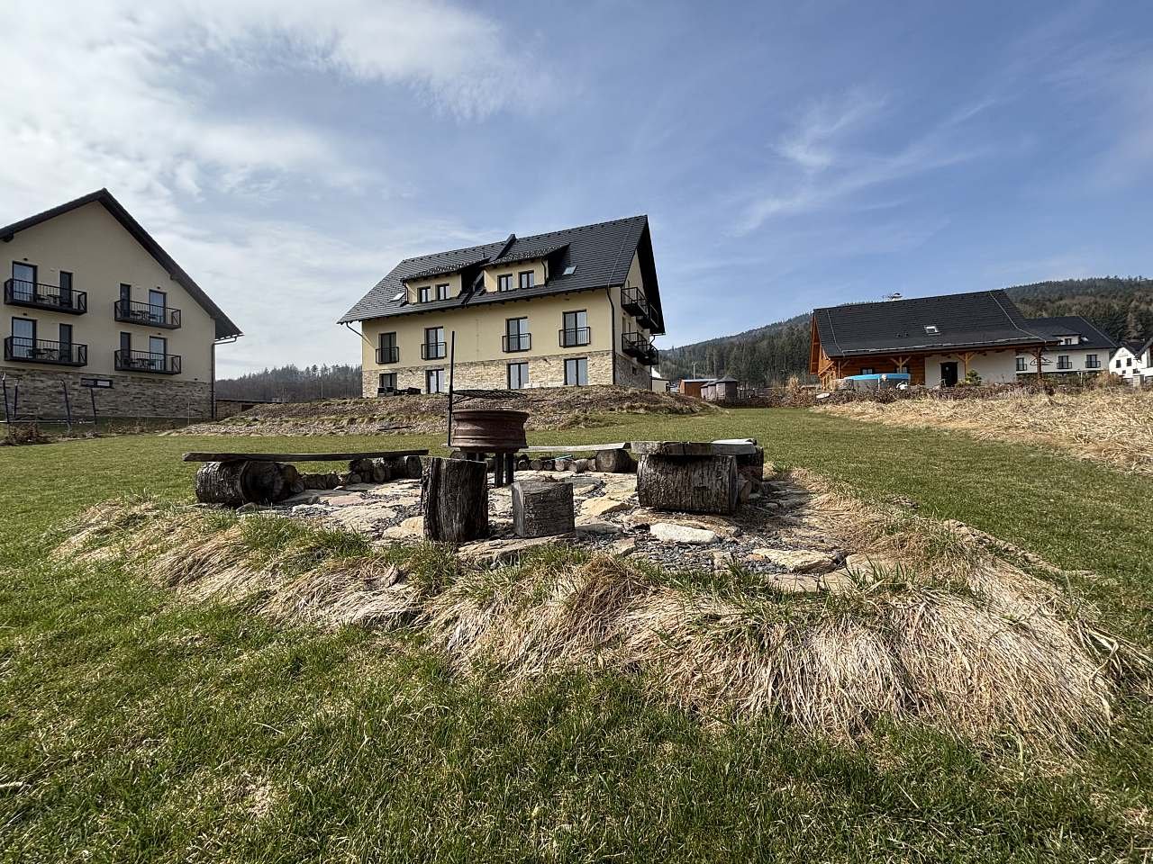Pohled na apartmány na ,,Bukovce"