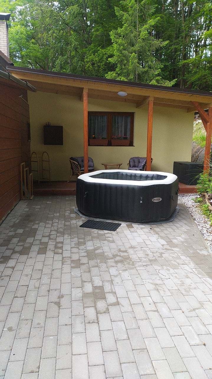 Posezení s výřivkou