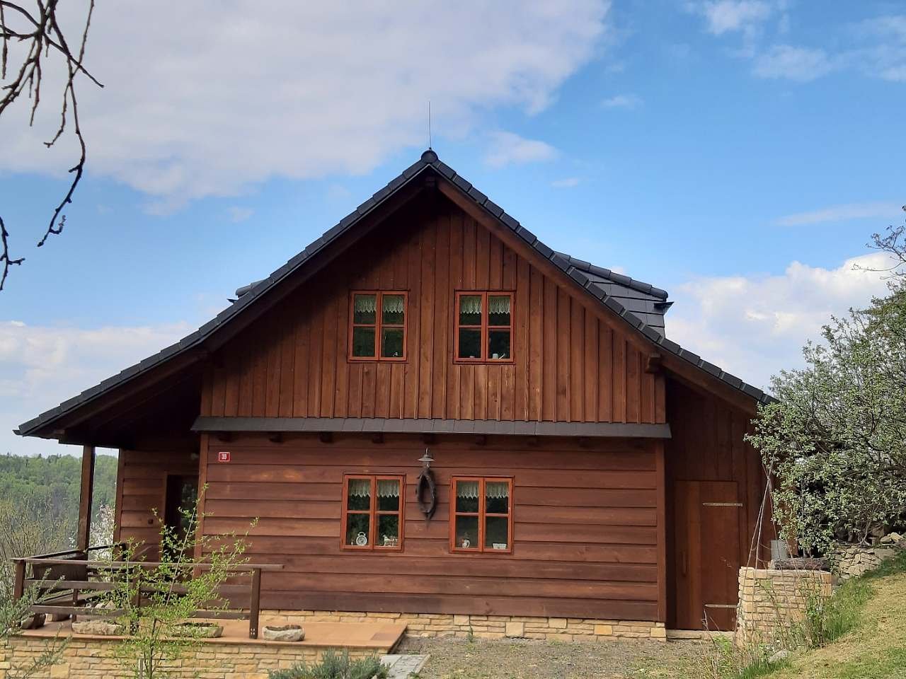 Přední pohled