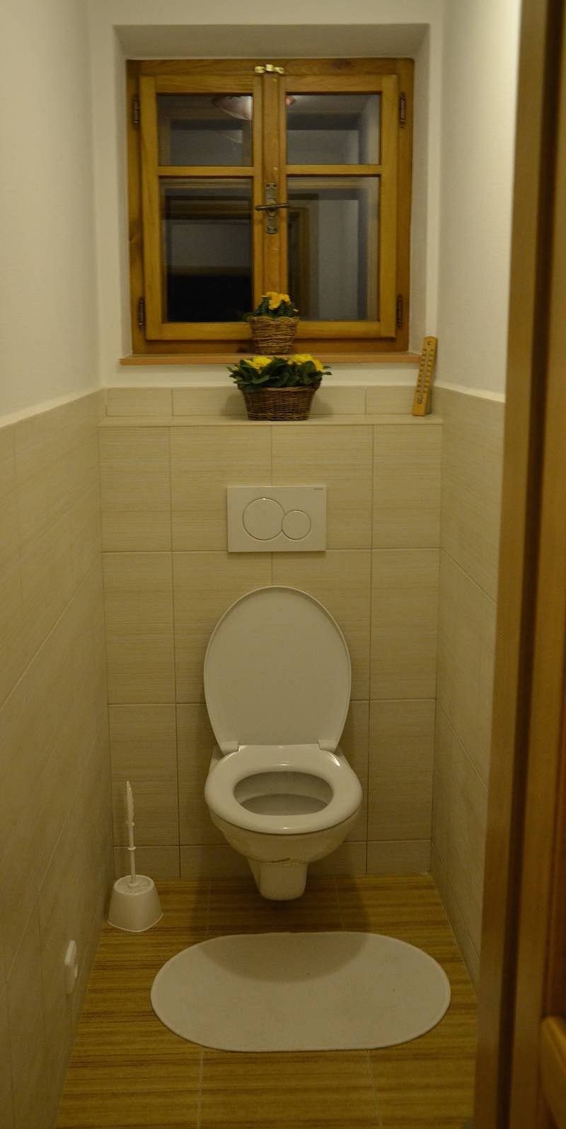 Přízemní WC
