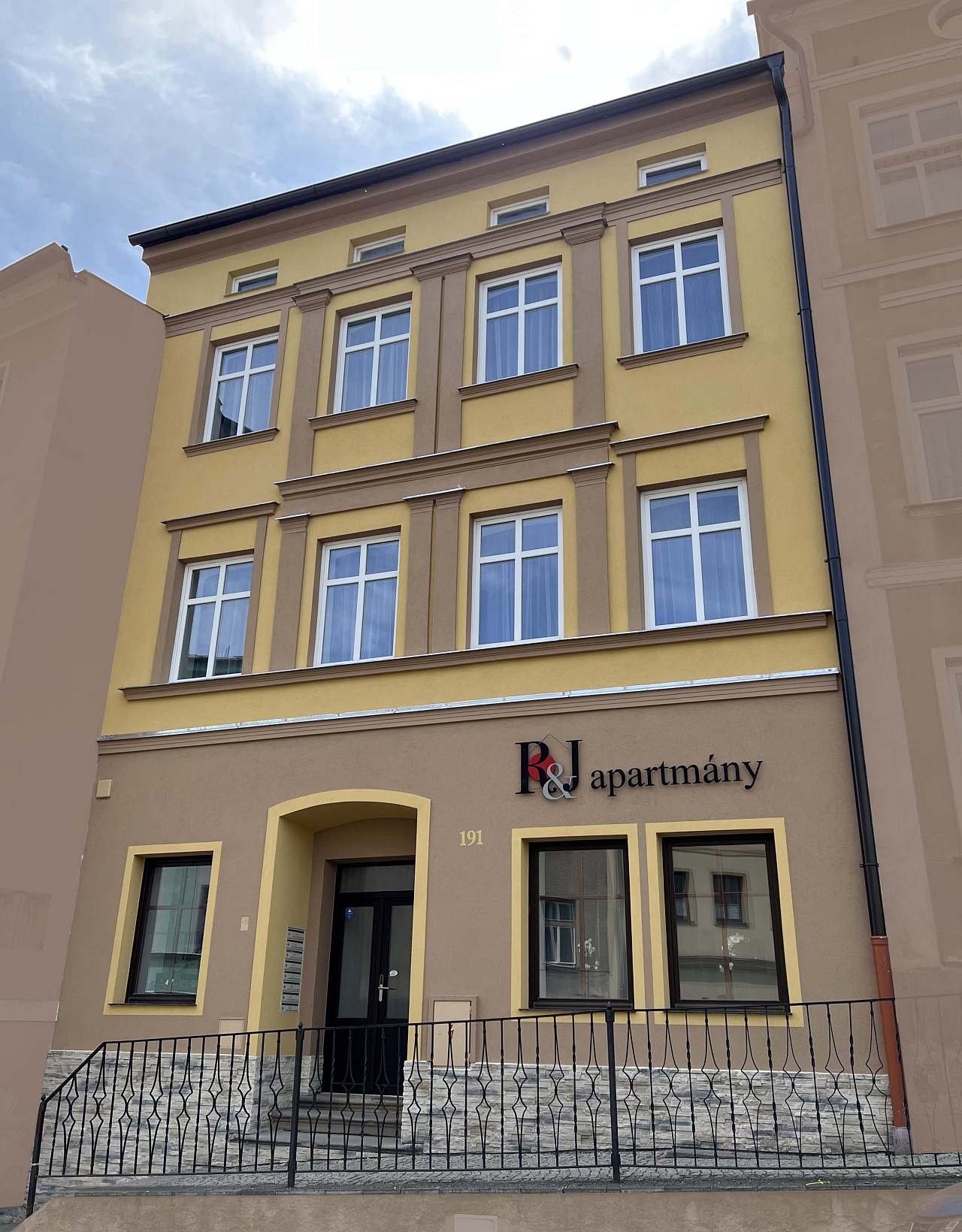 R&amp;J apartmány ubytování Broumov