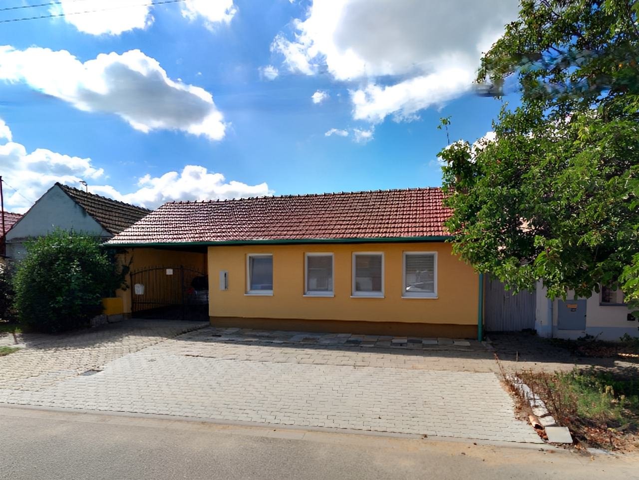 Rekreační dům - Ladná