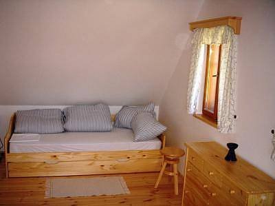 ROUBENKA čp 135: 3 ložnice v podkroví pro 10 osob (2+4+4), koupelna, parní sauna