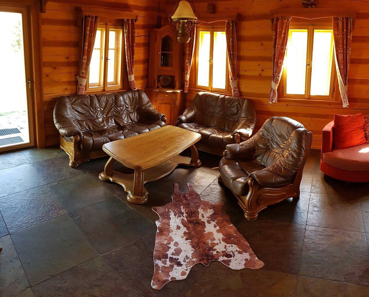 Roubenka čp 145 - luxusní interiér, výhledy, u lesa na pozemku 20tis m2
